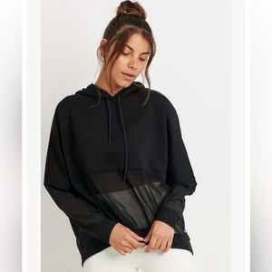 ALO Yoga | Perspective Hoodie in Black